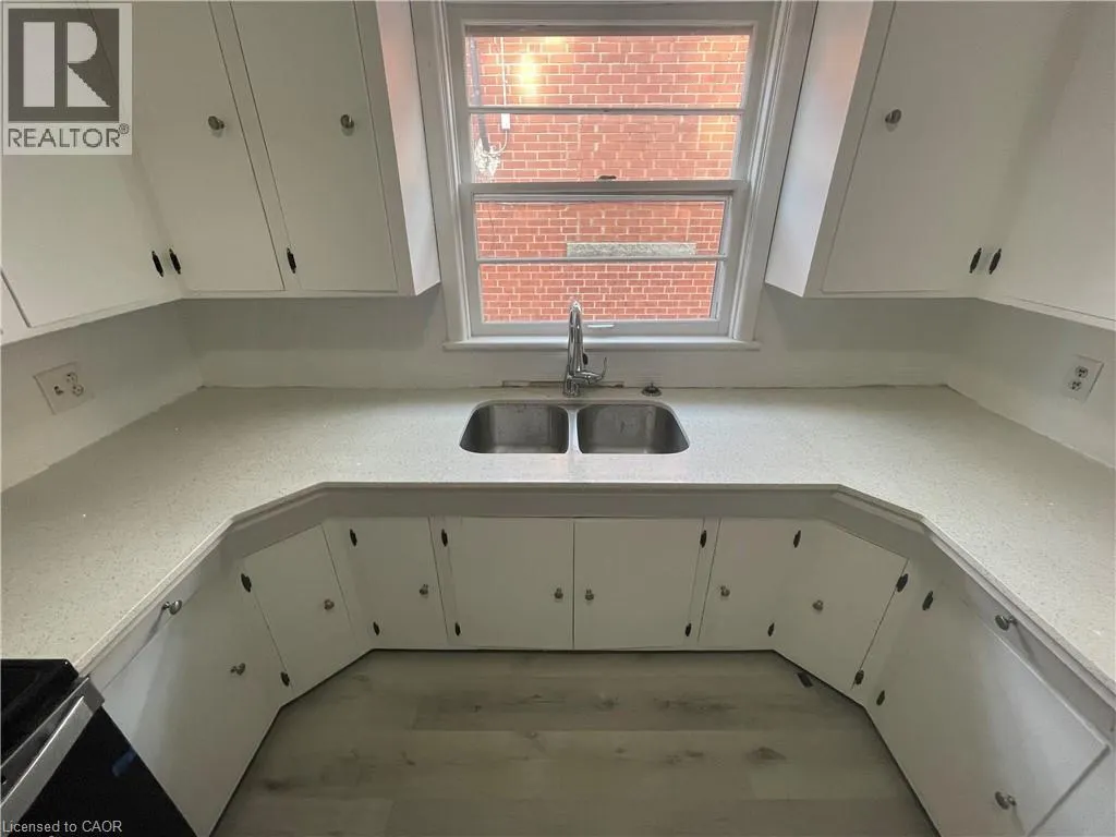 336 QUEENSTON Road Unit# Main, #Main