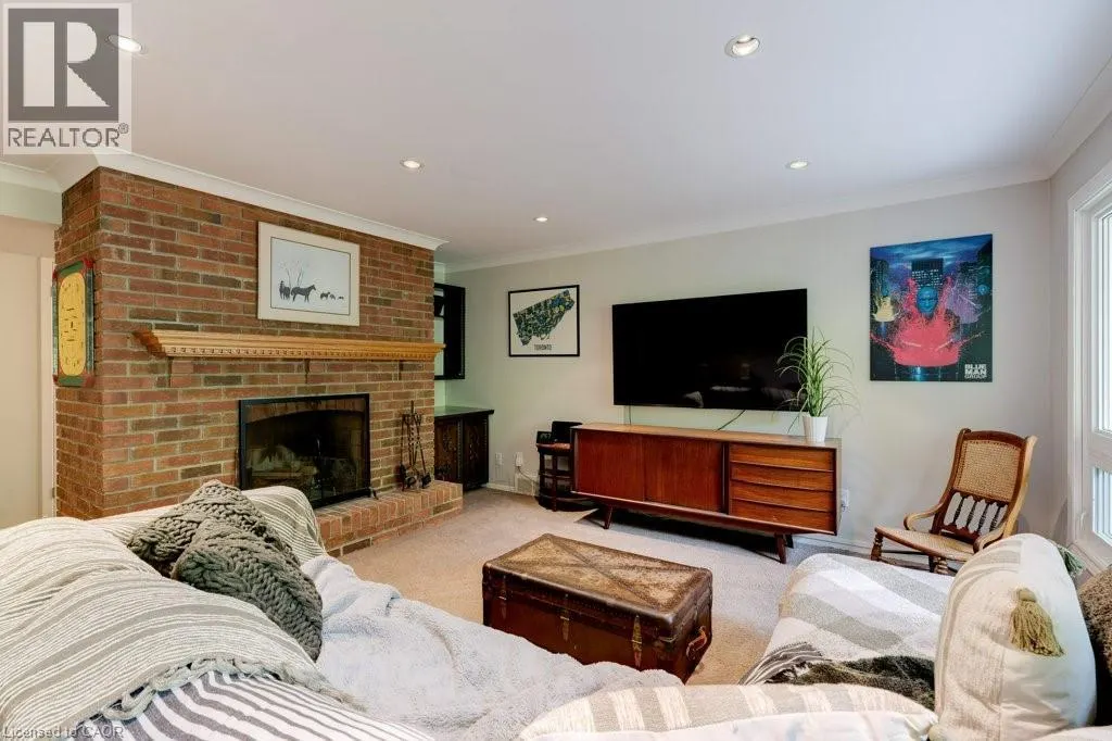 59 PARK Road S