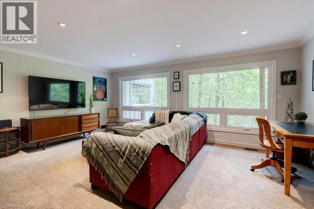 59 PARK Road S