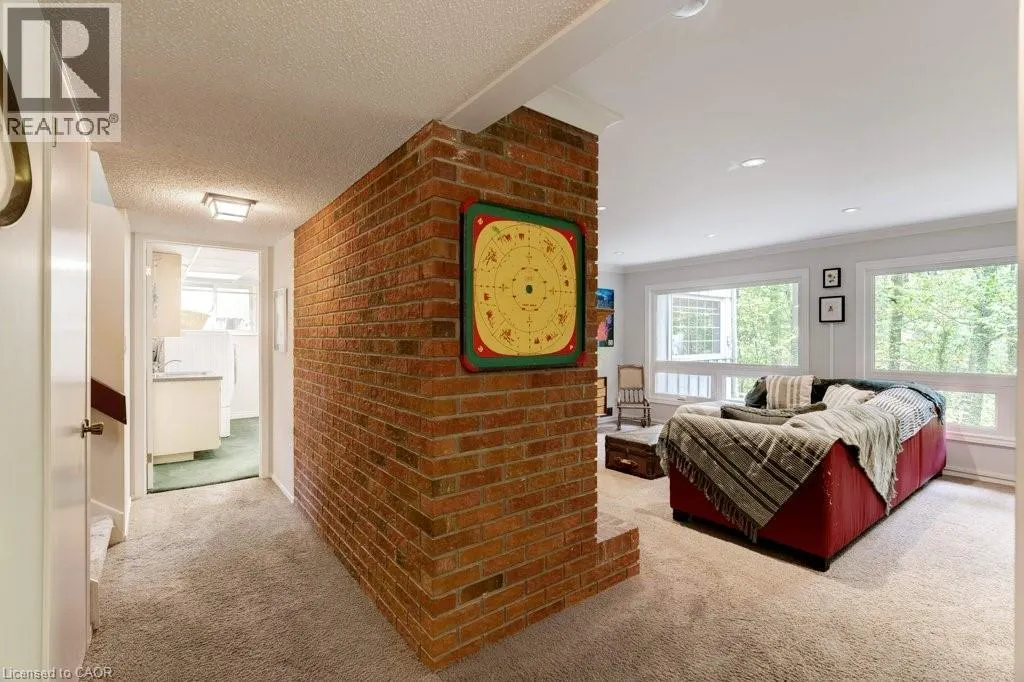 59 PARK Road S