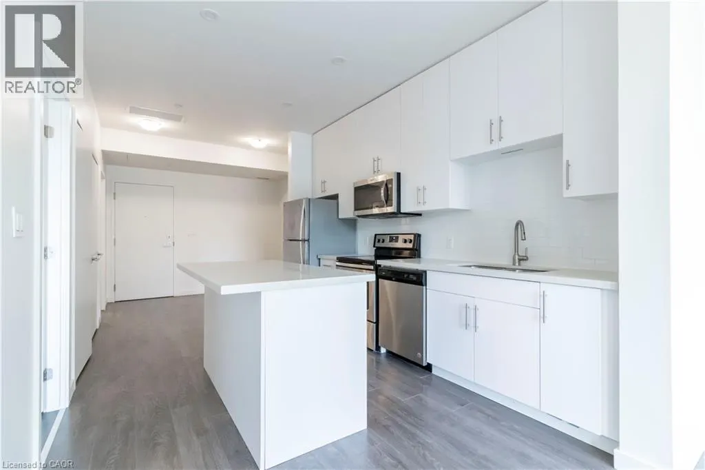 690 KING Street W Unit# 108, #108