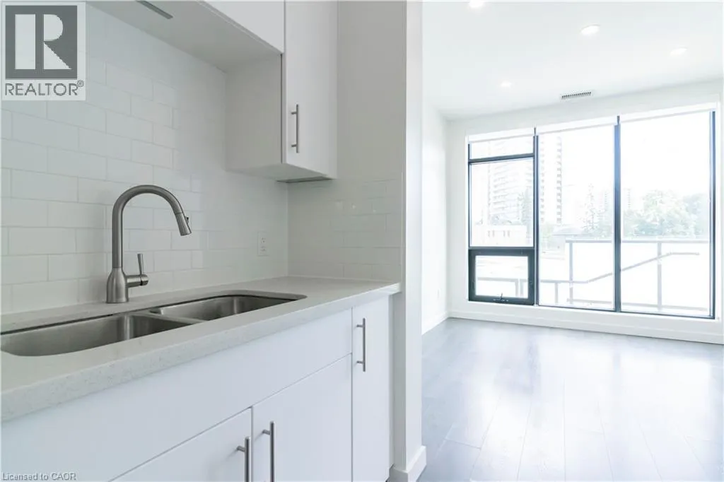 690 KING Street W Unit# 108, #108