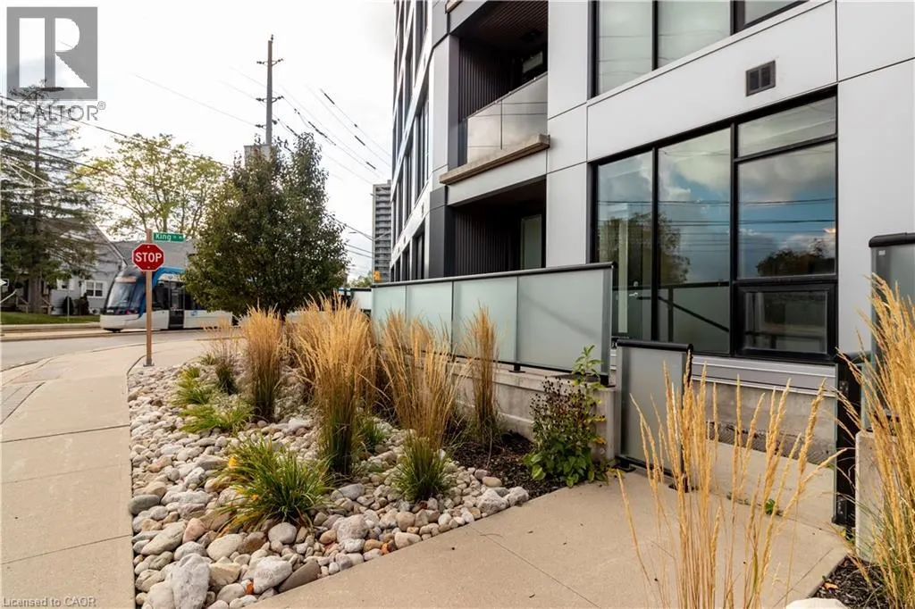 690 KING Street W Unit# 108, #108