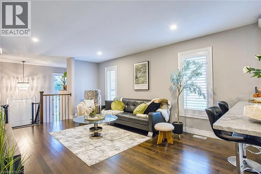 43 SAUER Avenue