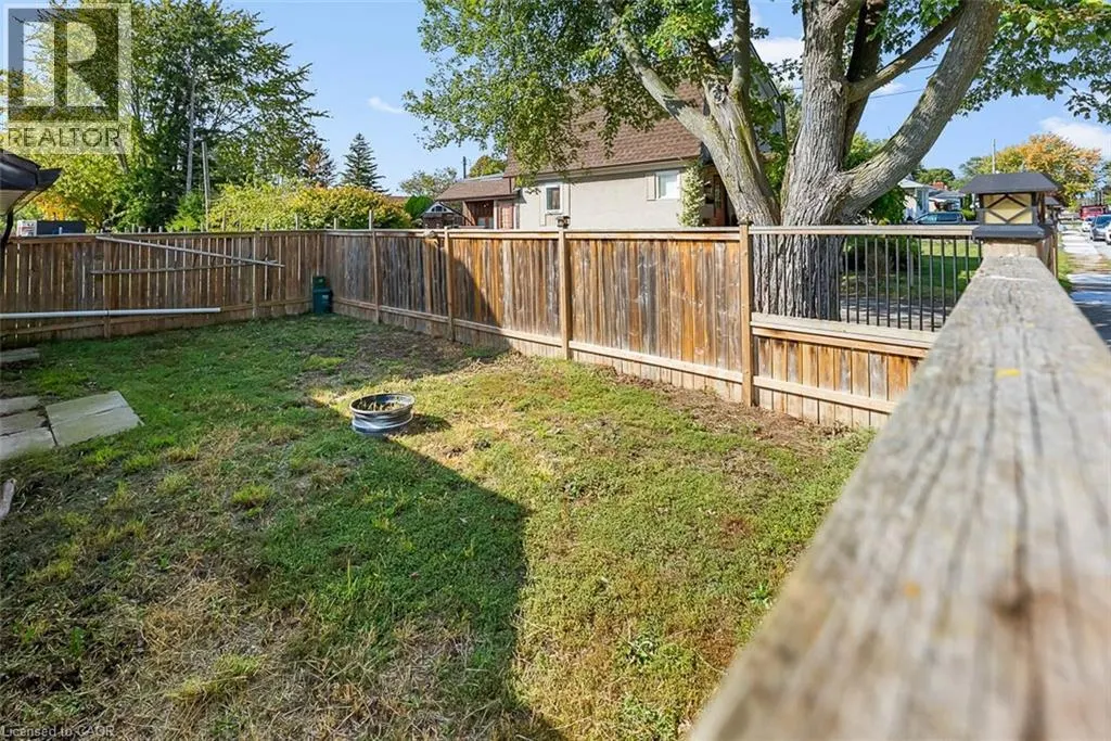 2 HOMEWOOD Avenue