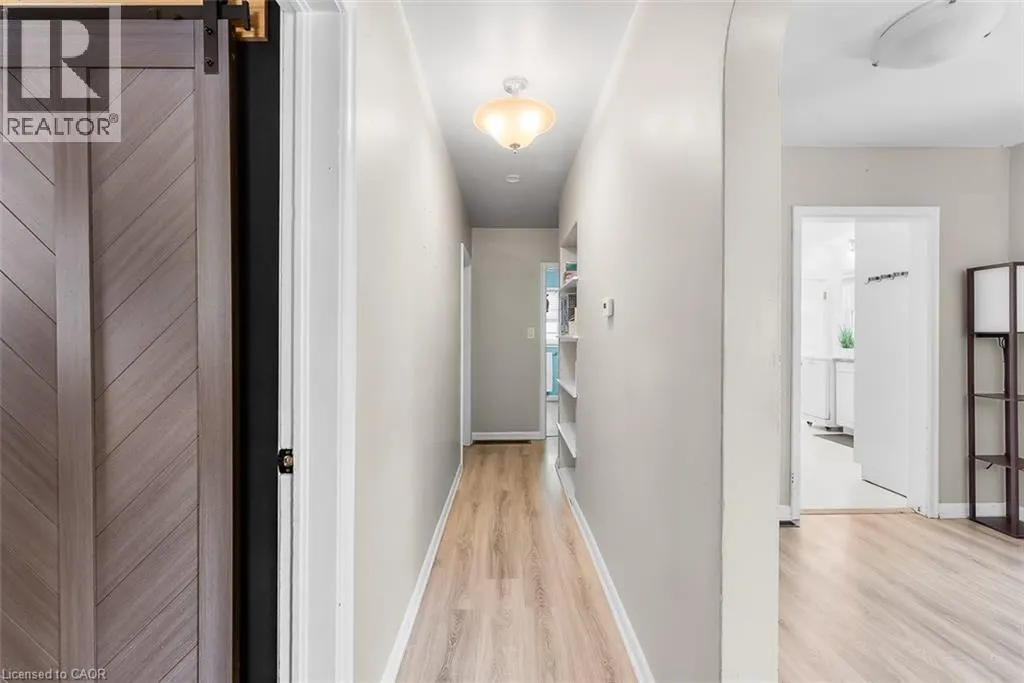 2 HOMEWOOD Avenue