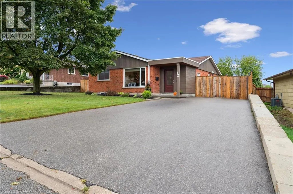 12 GREENBRIER Road