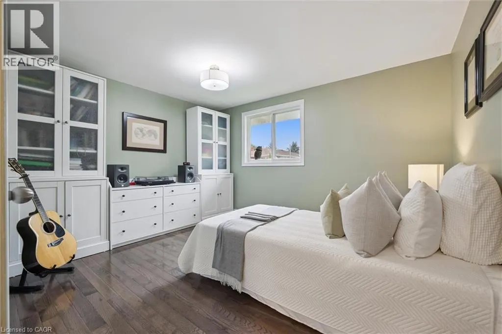 12 GREENBRIER Road