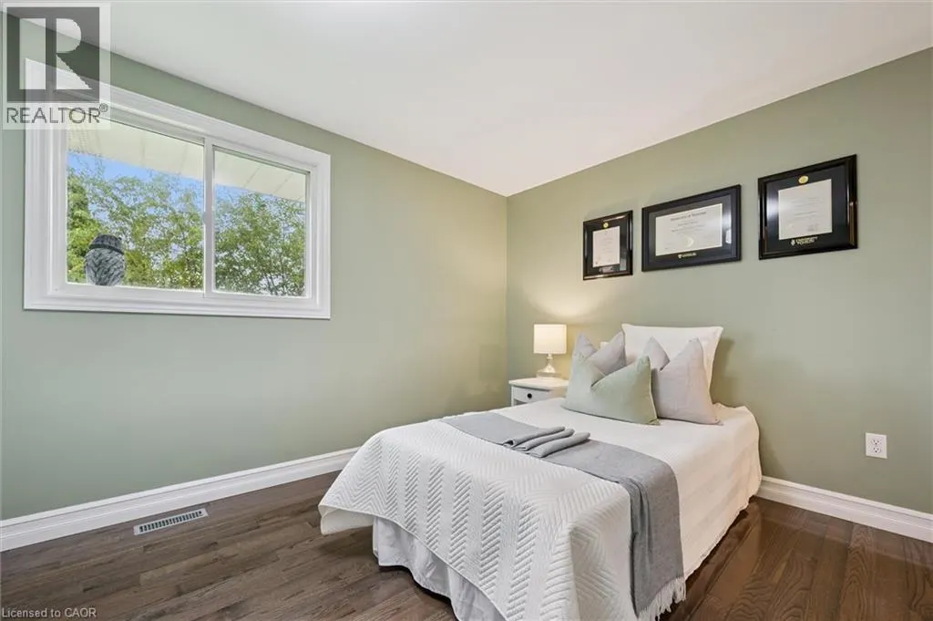 12 GREENBRIER Road