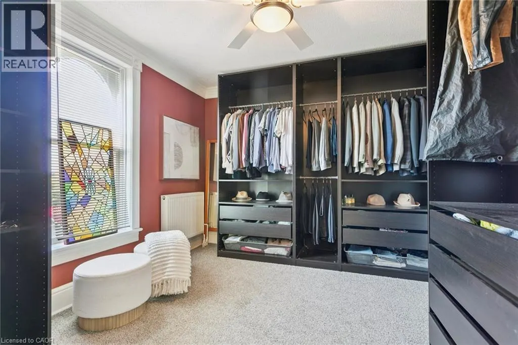 132 QUEEN Street W