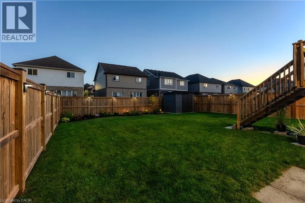 10 RILEY Avenue