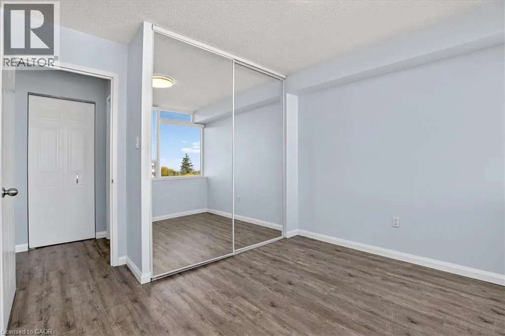 3227 KING Street E Unit# 506, #506