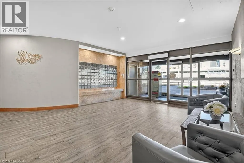3227 KING Street E Unit# 506, #506
