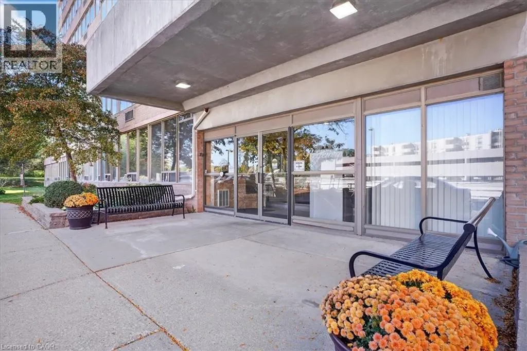 3227 KING Street E Unit# 506, #506