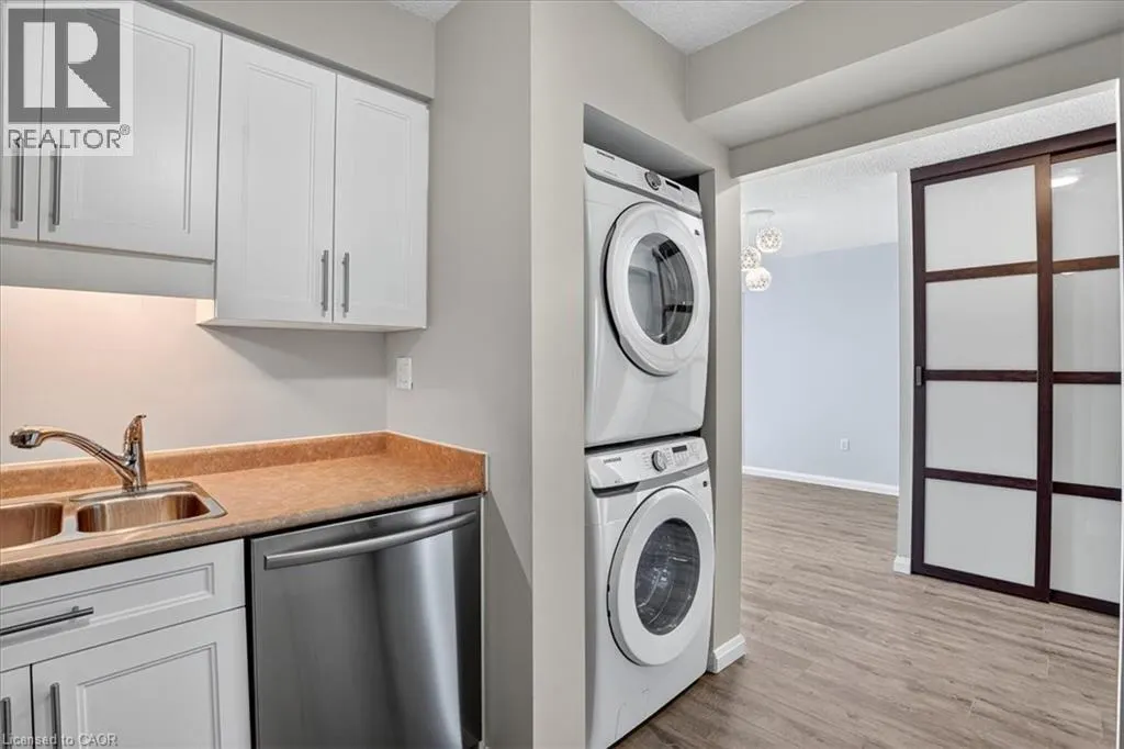 3227 KING Street E Unit# 506, #506