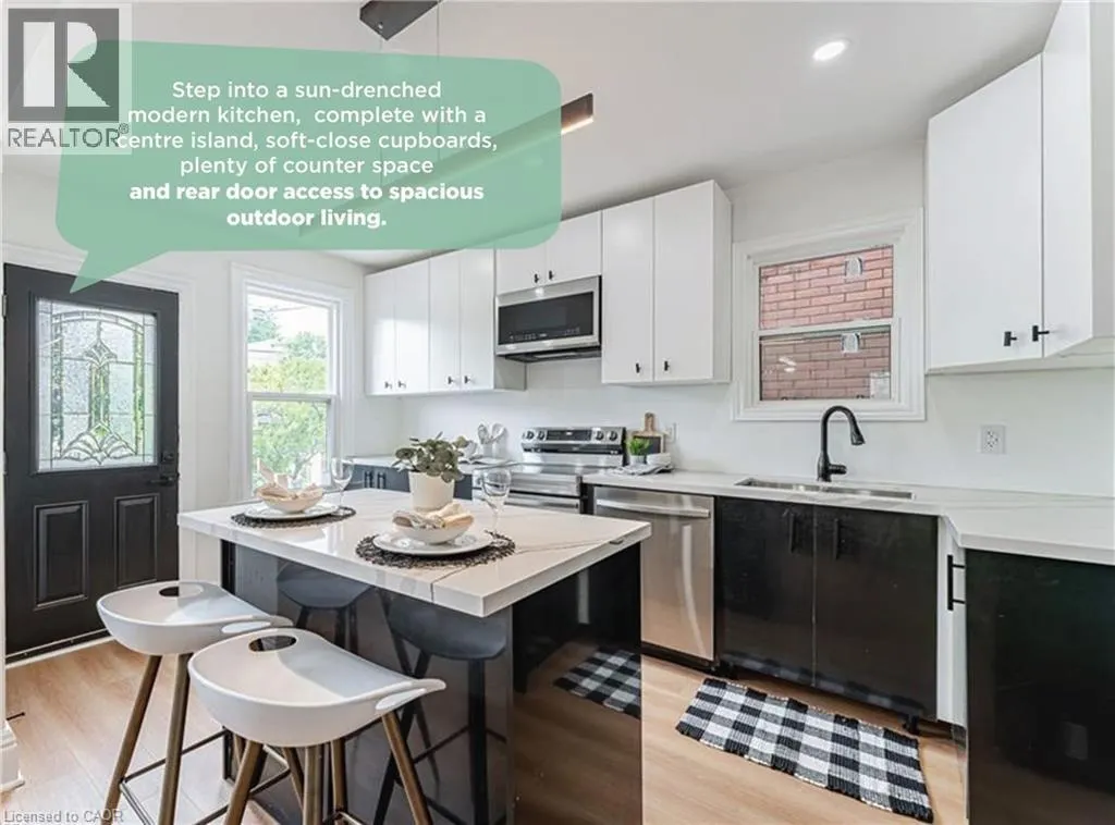 15 BARNESDALE Avenue N Unit# 1, #1