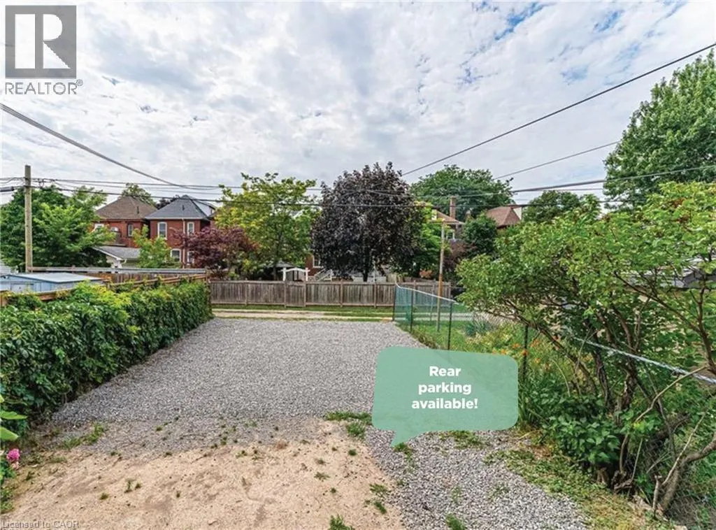 15 BARNESDALE Avenue N Unit# 1, #1