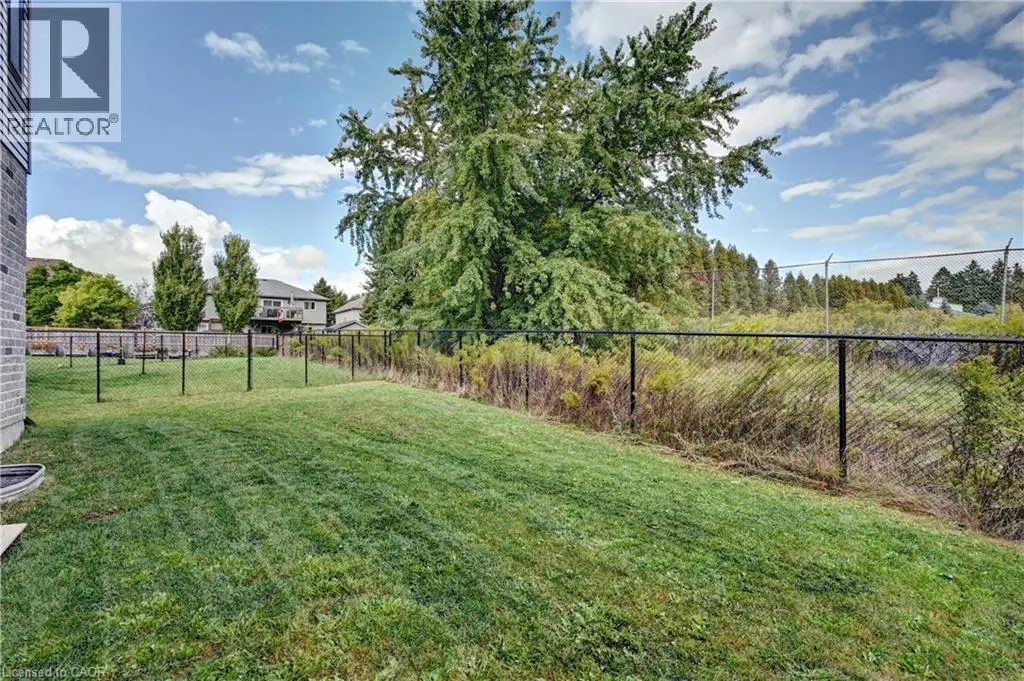 31 CRAB APPLE Court
