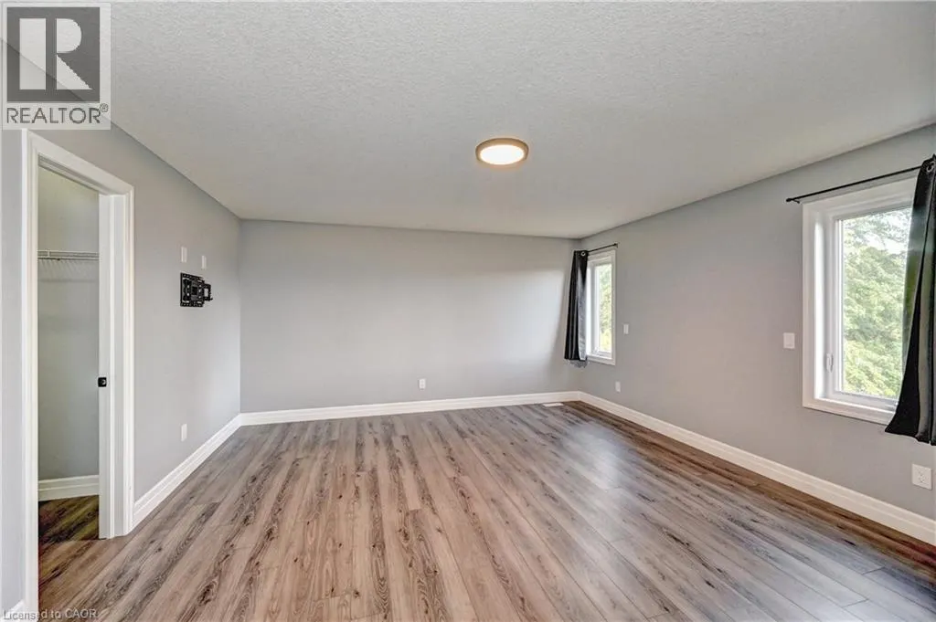 31 CRAB APPLE Court