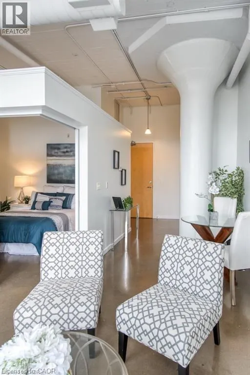 404 KING Street W Unit# 212, #212
