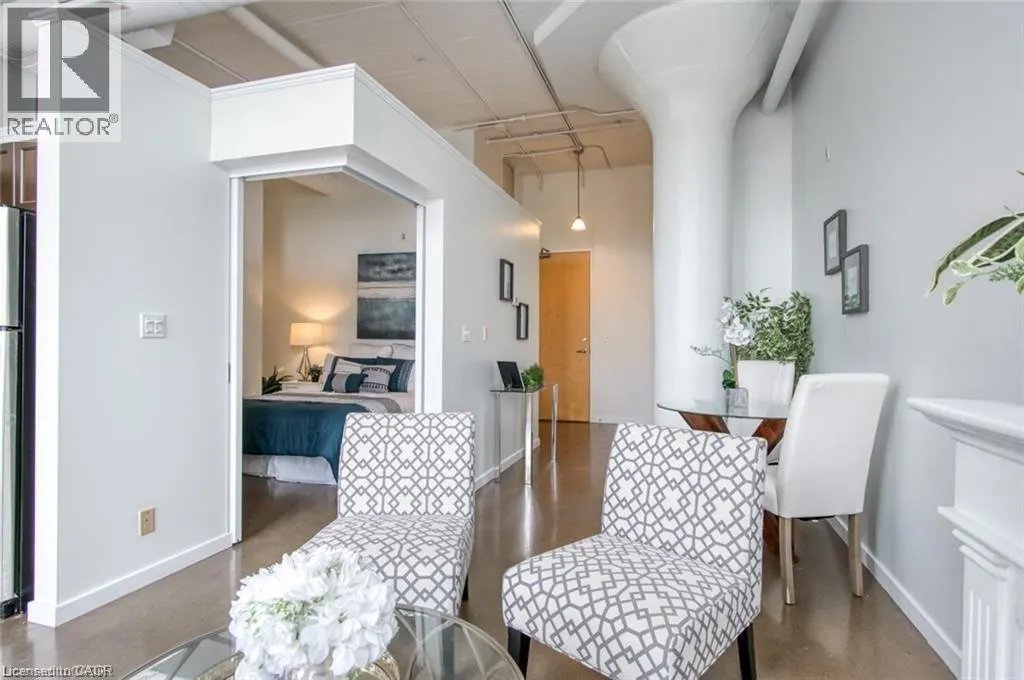 404 KING Street W Unit# 212, #212