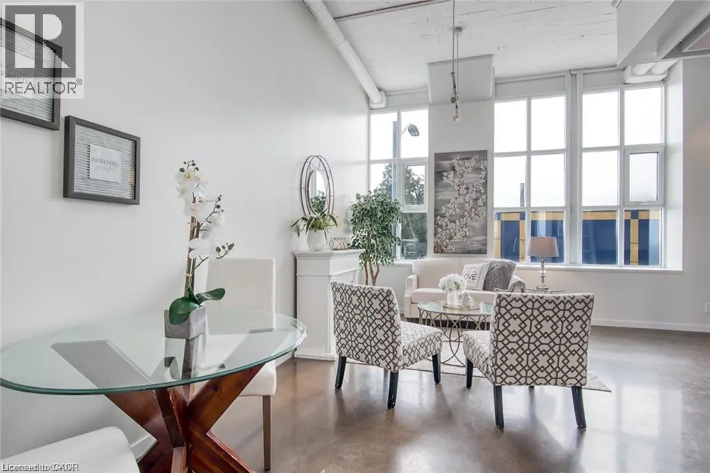 404 KING Street W Unit# 212, #212