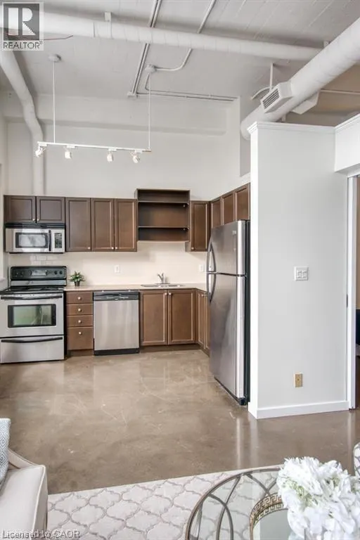 404 KING Street W Unit# 212, #212