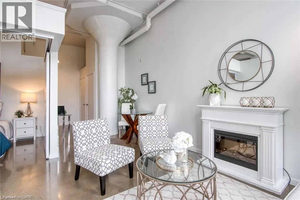 404 KING Street W Unit# 212, #212