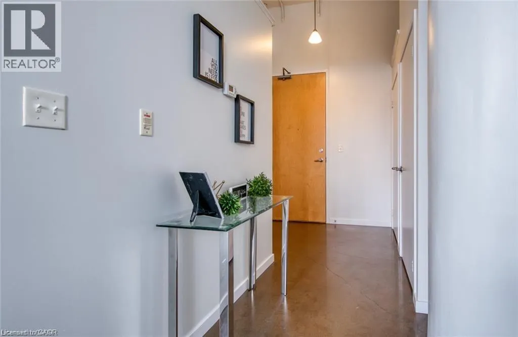 404 KING Street W Unit# 212, #212