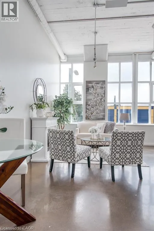 404 KING Street W Unit# 212, #212