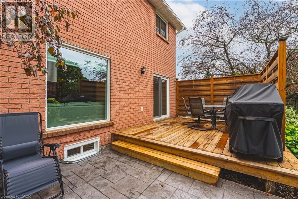 35 COWAN Boulevard
