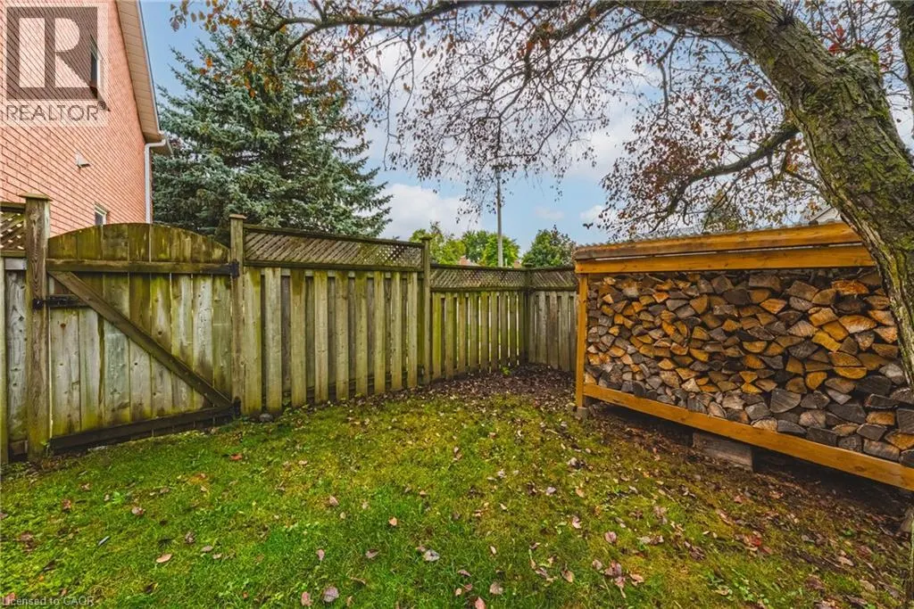 35 COWAN Boulevard
