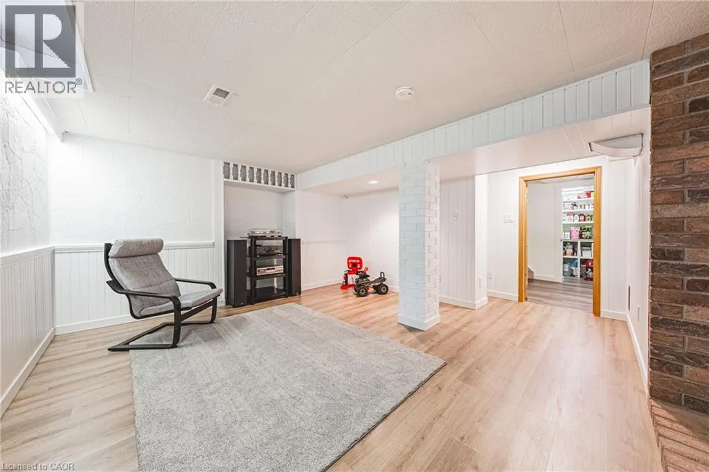 35 COWAN Boulevard