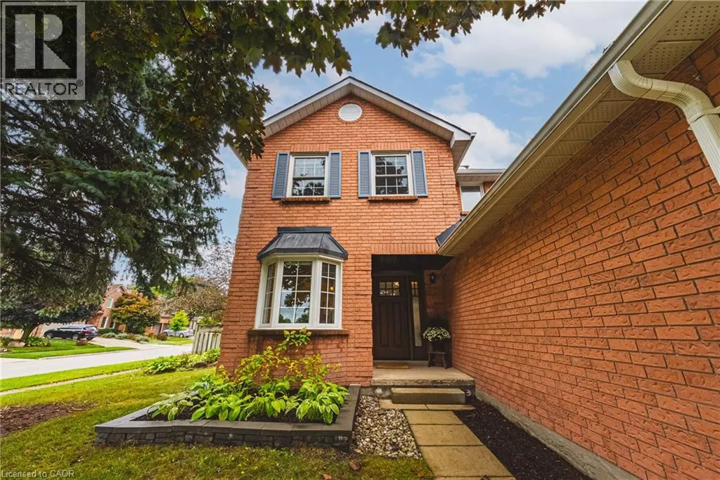 35 COWAN Boulevard