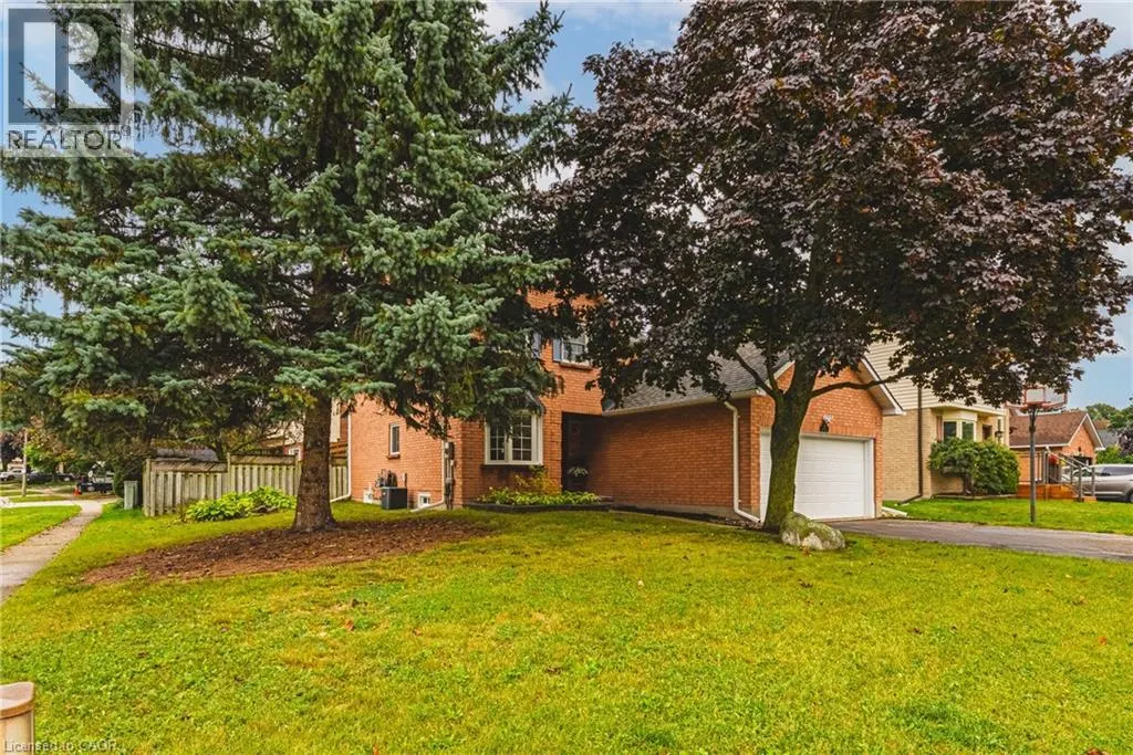 35 COWAN Boulevard