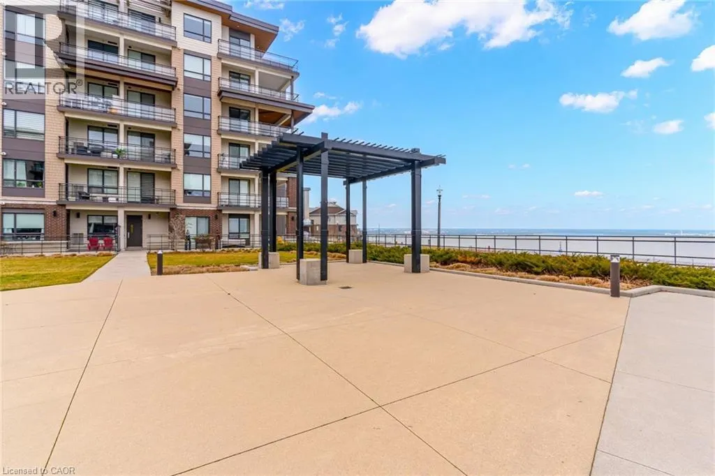 40 ESPLANADE Lane Unit# 422, #422