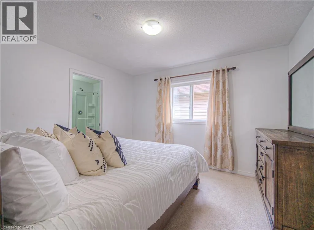 434 WOODBINE Avenue