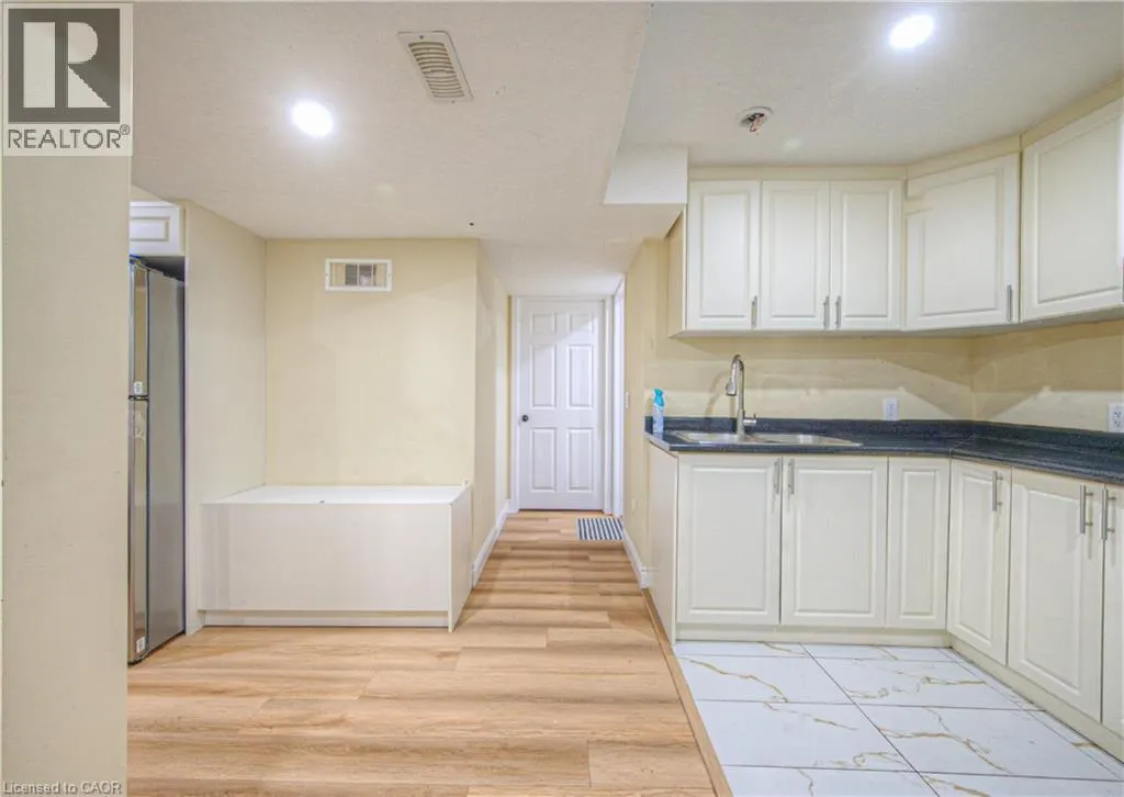 434 WOODBINE Avenue