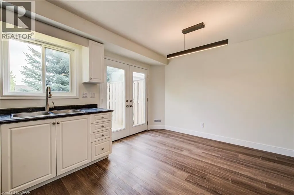 931 GLASGOW Street Unit# 35B, #35B