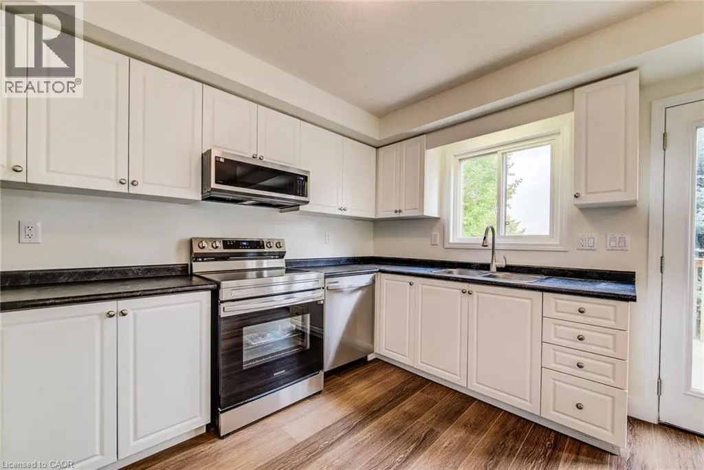 931 GLASGOW Street Unit# 35B, #35B