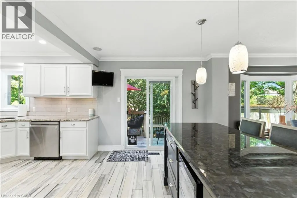 36 PINECREEK Road