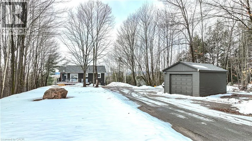 1047 WHYMAN Road