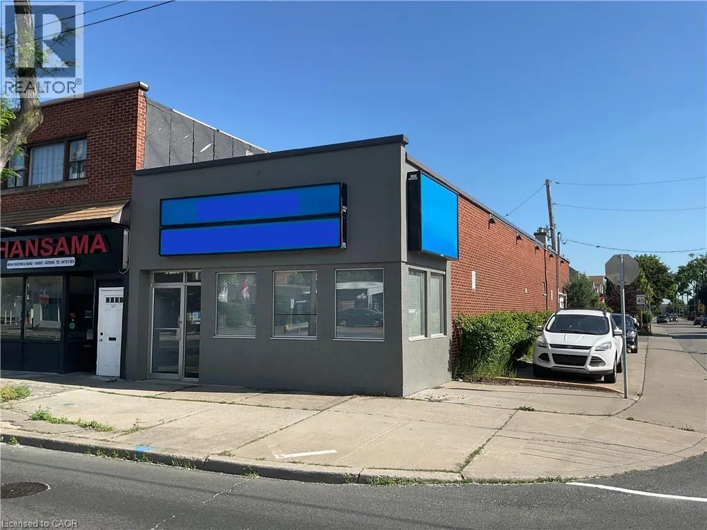1359 MAIN Street E