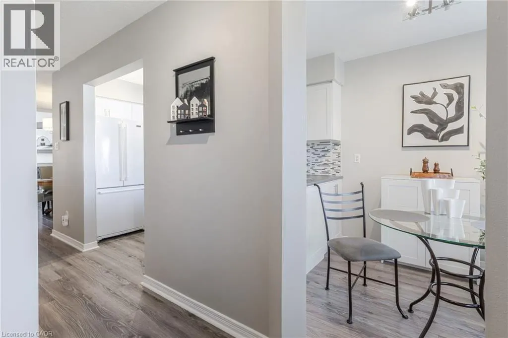 2110 CLEAVER Avenue Unit# 102, #102
