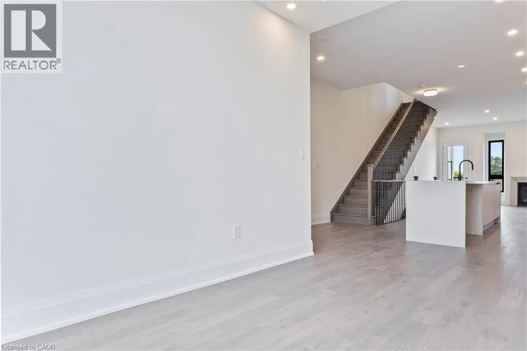 138 EAST Street Unit# 2, #2