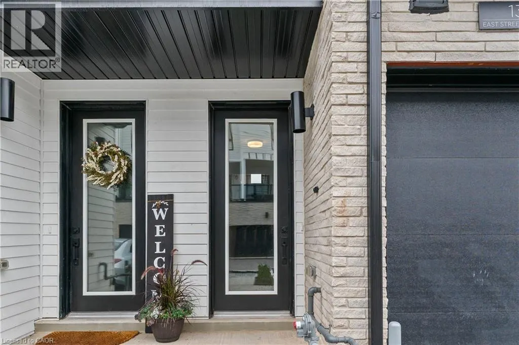 138 EAST Street Unit# 2, #2