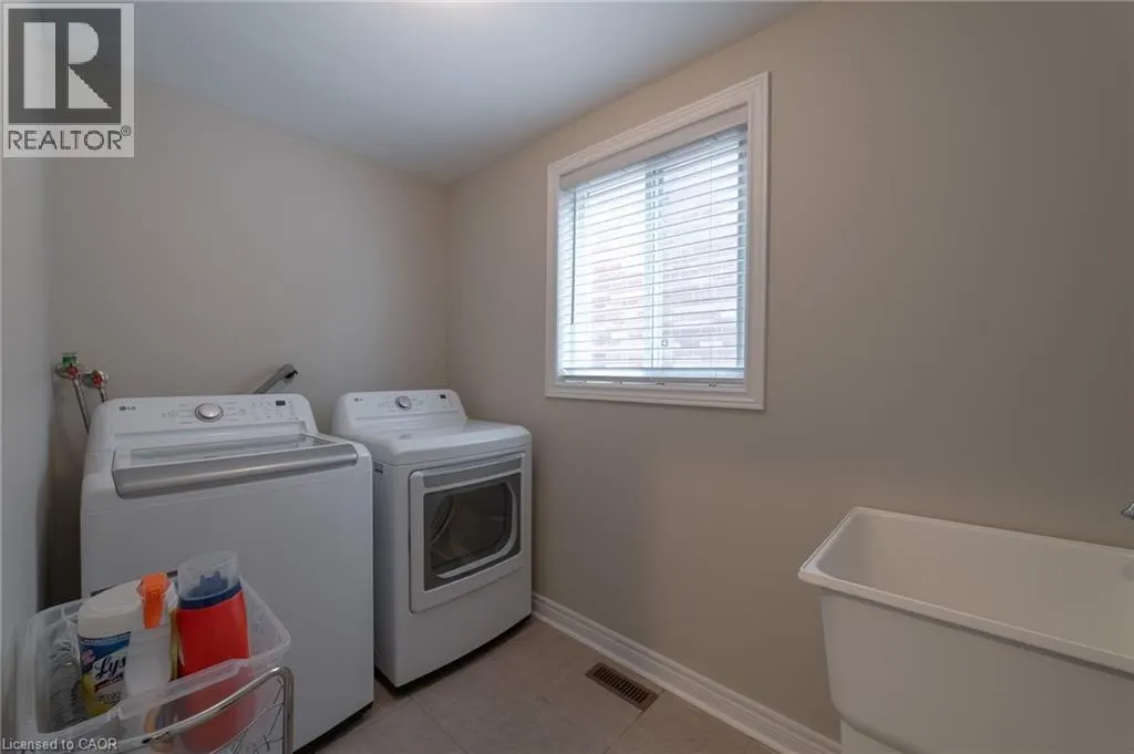 120 SUNDIAL Crescent