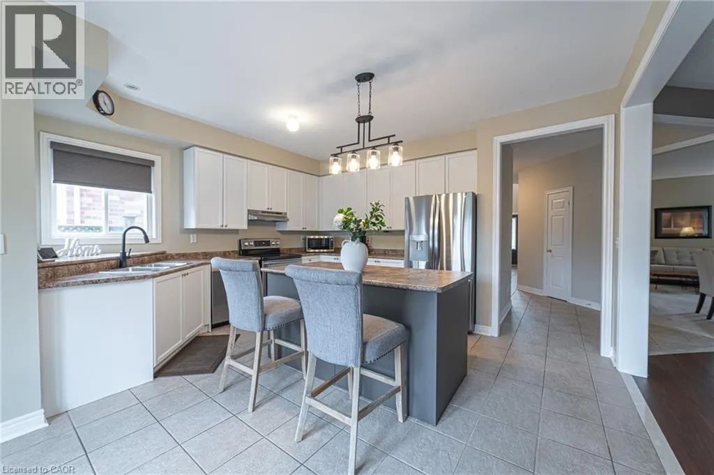 120 SUNDIAL Crescent