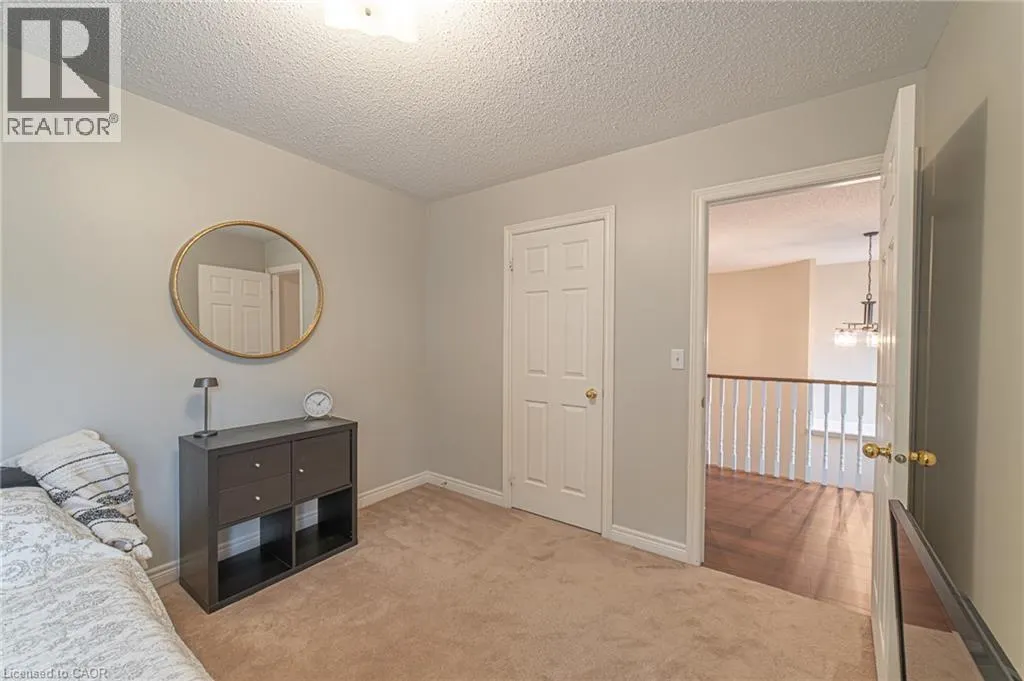 120 SUNDIAL Crescent