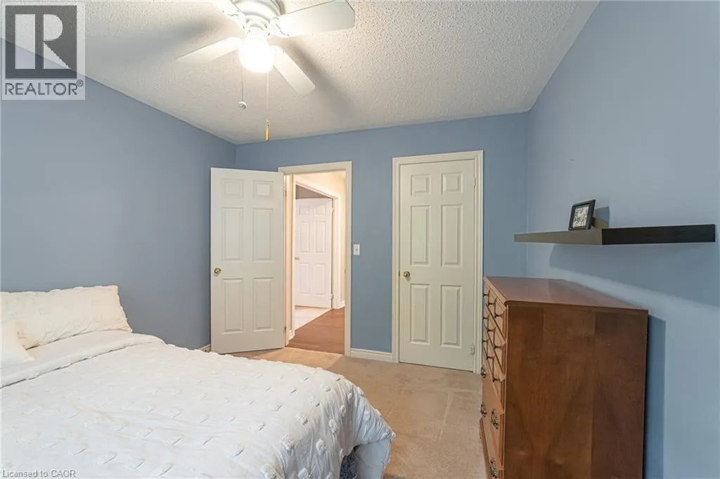 120 SUNDIAL Crescent
